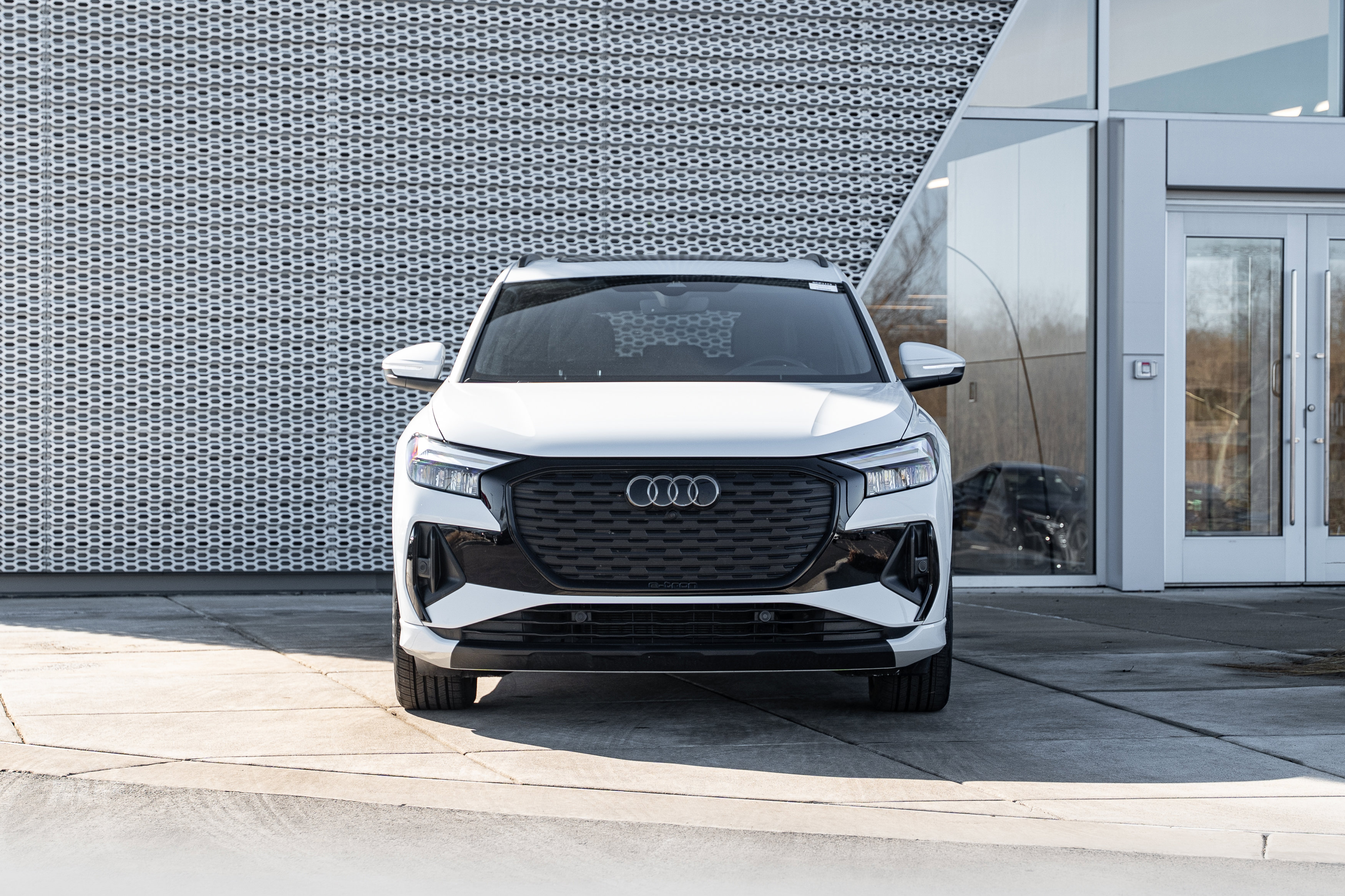 Certified 2024 Audi Q4 e-tron Premium Plus w/ Premium Plus image 32