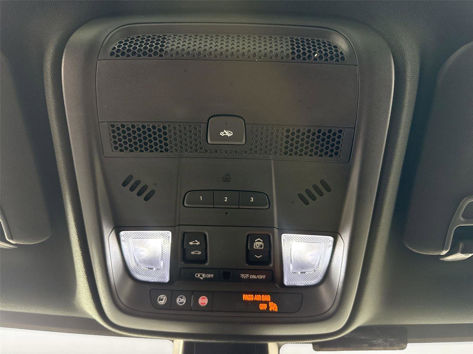 Used 2025 Cadillac XT5 Premium Luxury image 22