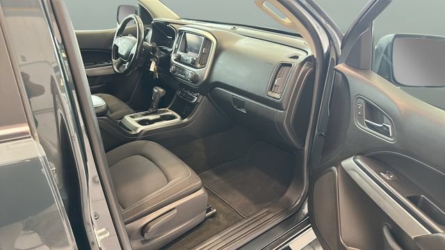 Used 2017 Chevrolet Colorado LT w/ LT Convenience Package AWD/4WD image 17