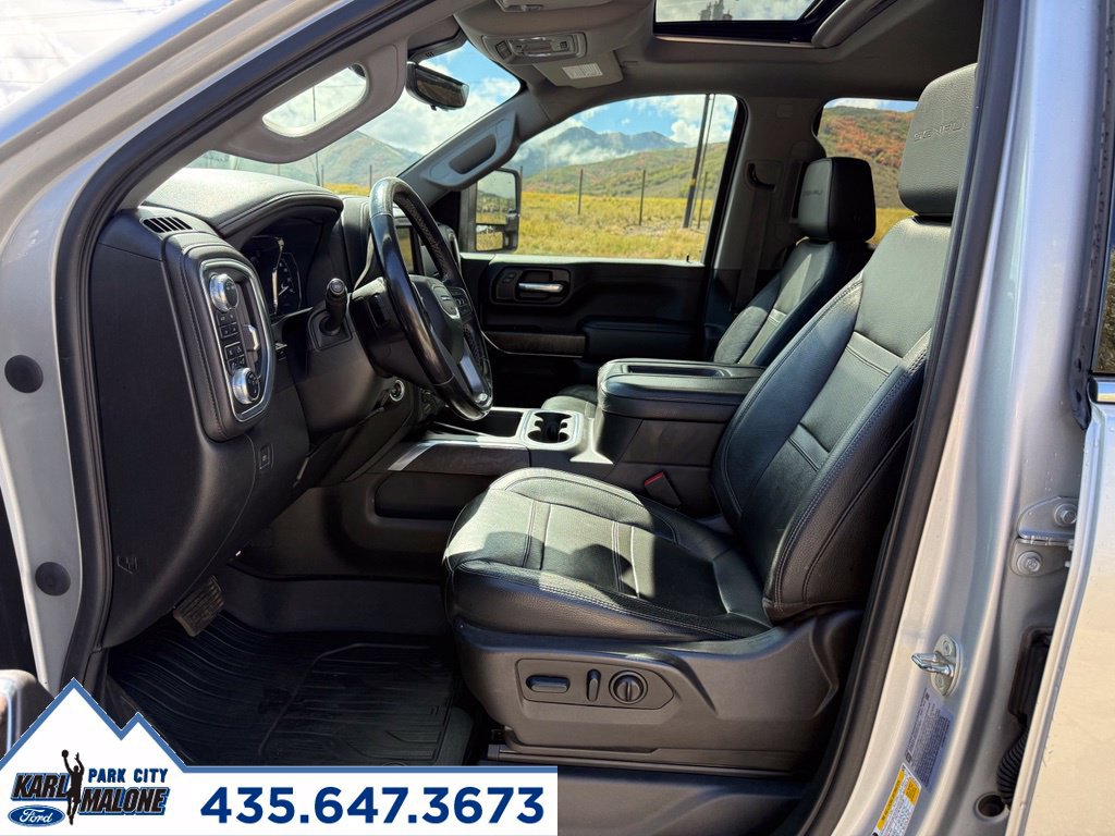 Used 2022 GMC Sierra 2500 Denali w/ Denali Ultimate Package AWD/4WD image 15