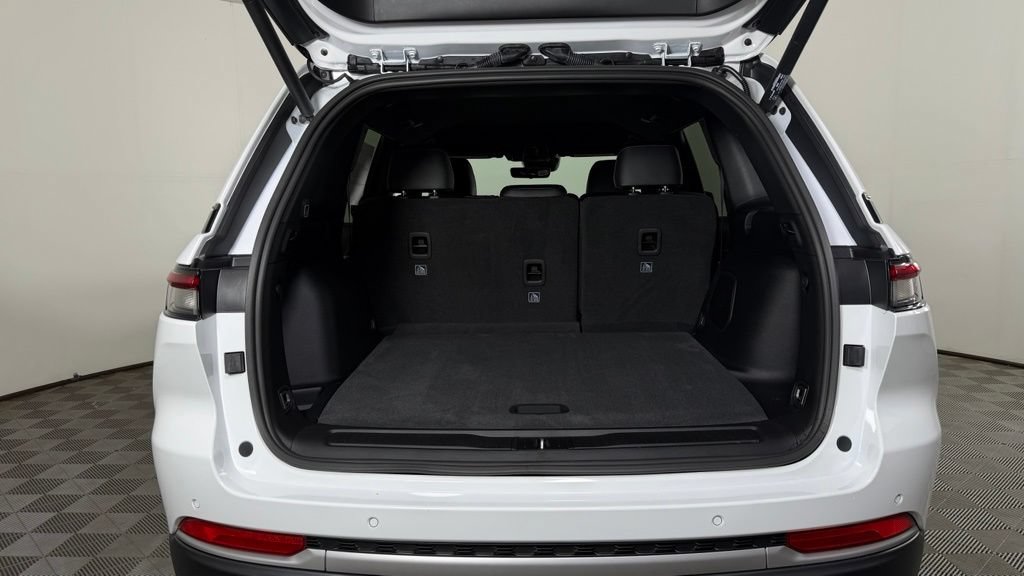 New 2026 Jeep Grand Cherokee Limited AWD/4WD image 9