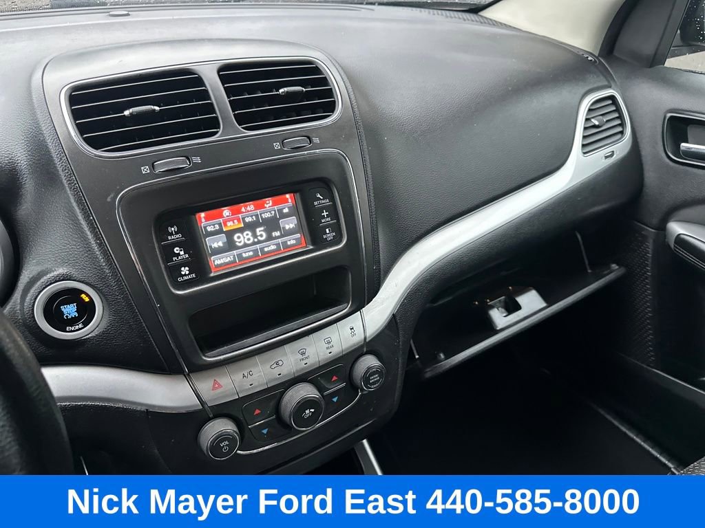 Used 2013 Dodge Journey SXT image 29