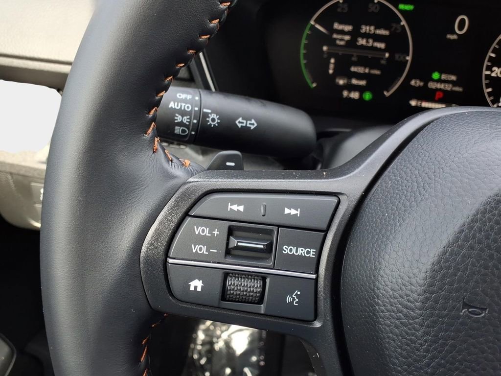 Used 2025 Honda CR-V Sport image 26