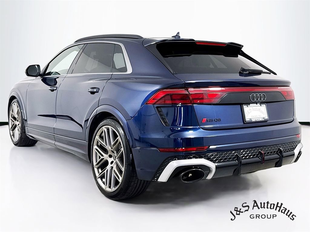 Used 2025 Audi RS Q8 performance image 5