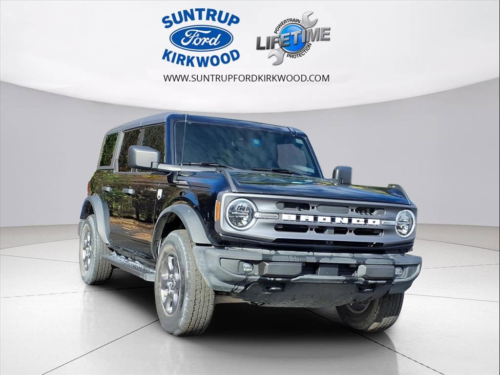 Used 2022 Ford Bronco Big Bend image 2
