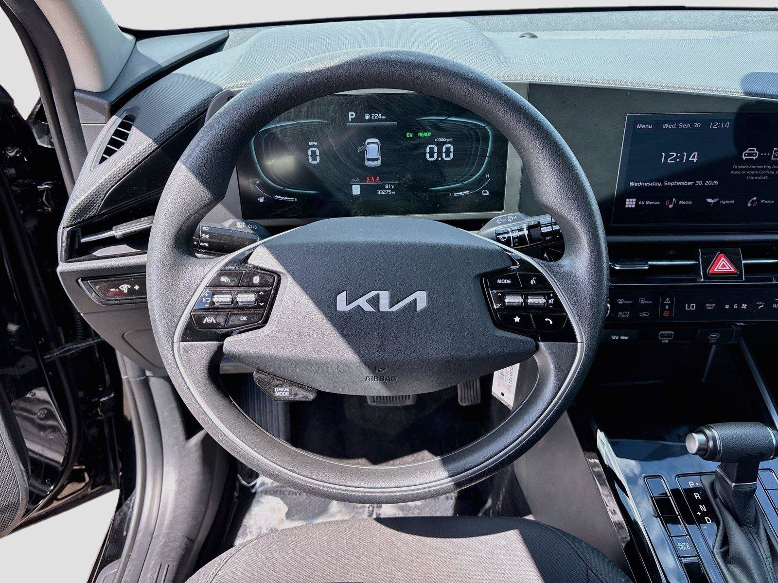 Used 2025 Kia Niro LX FWD image 11