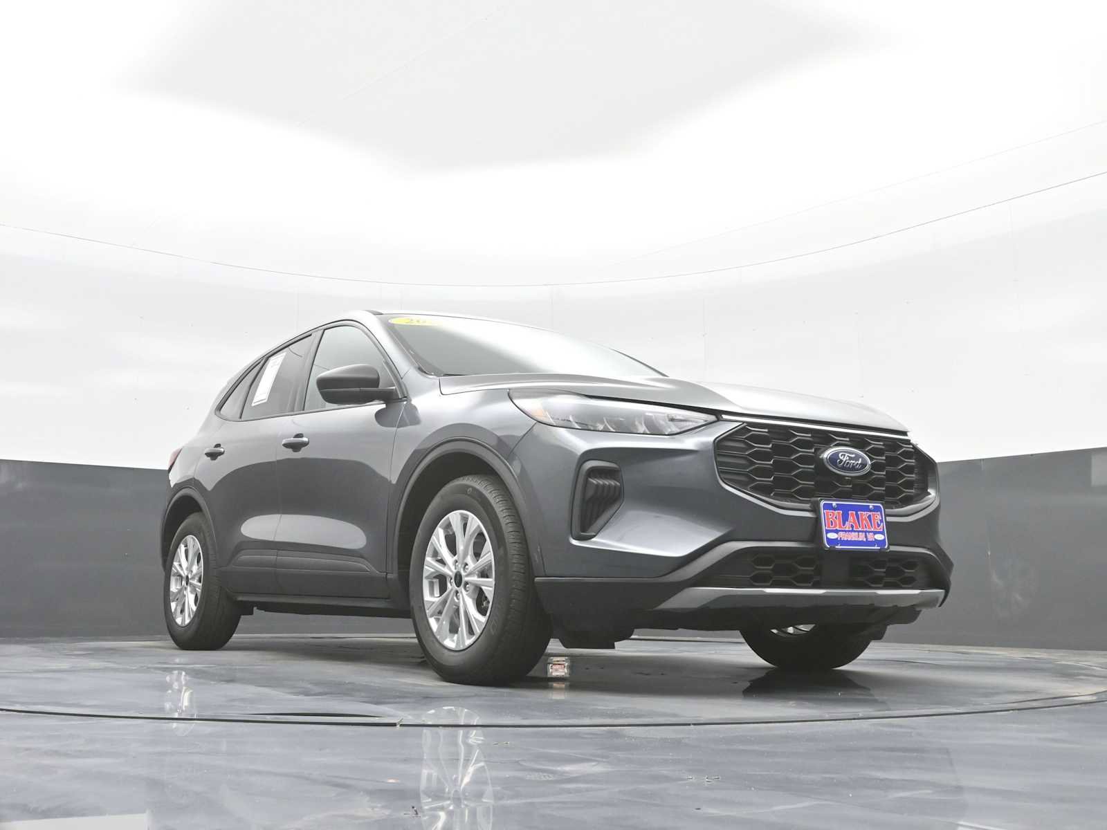 Used 2025 Ford Escape Active image 29