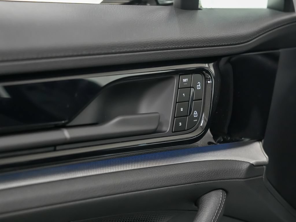 New 2026 Porsche Panamera 4 AWD/4WD image 21