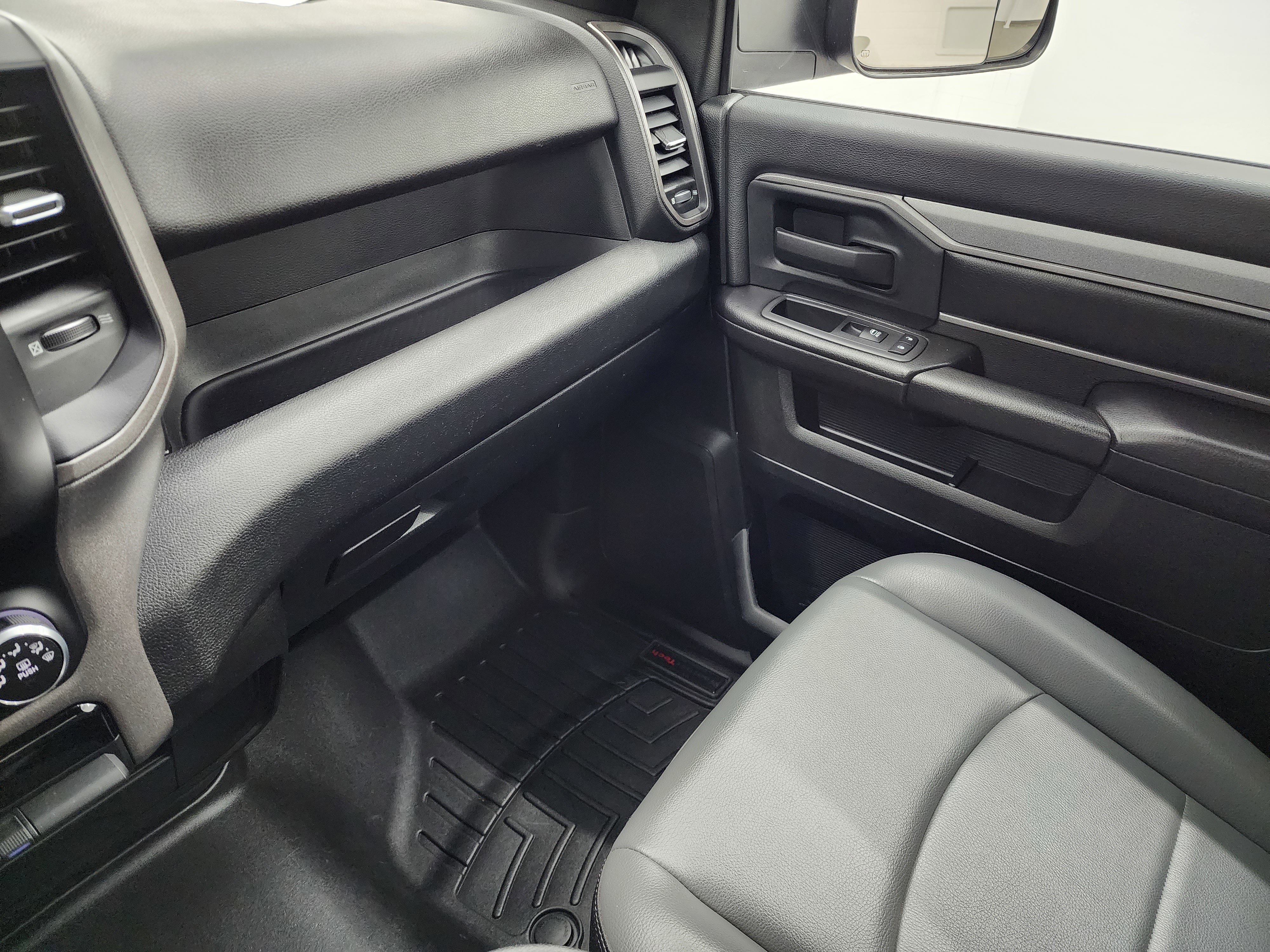 Used 2022 RAM 2500 Tradesman image 11