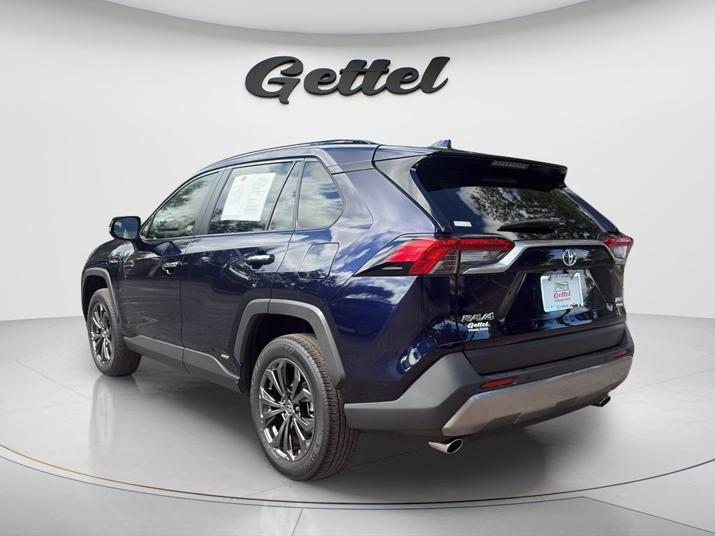 Used 2024 Toyota RAV4 Limited w/ Advanced Technology Package AWD/4WD image 7