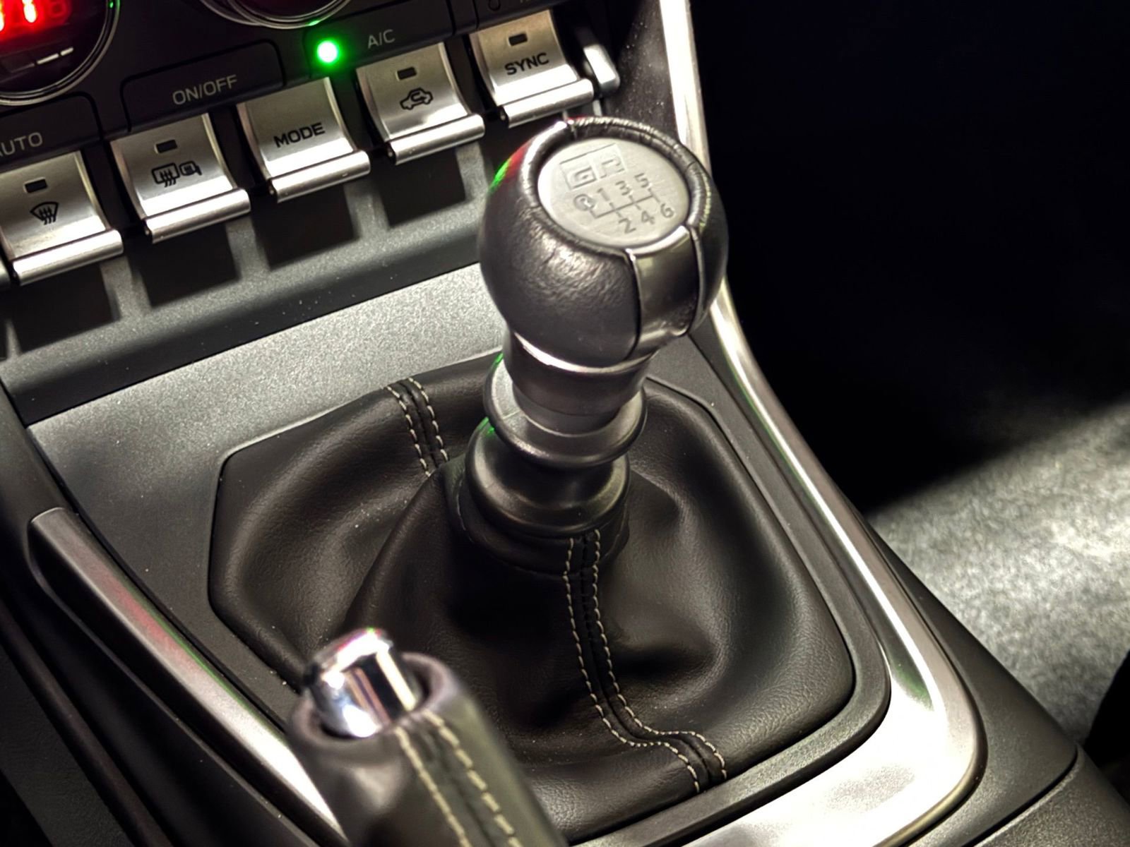 New 2025 Toyota GR86 Premium image 23