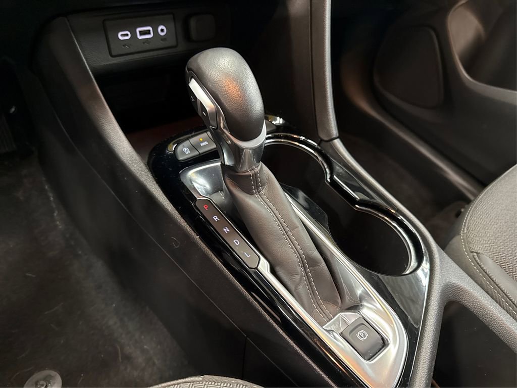 Used 2023 Buick Encore GX Preferred w/ Cold Weather Comfort Package image 30