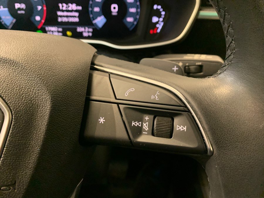 Used 2023 Audi Q3 2.0T Premium Plus w/ Premium Plus Package image 23