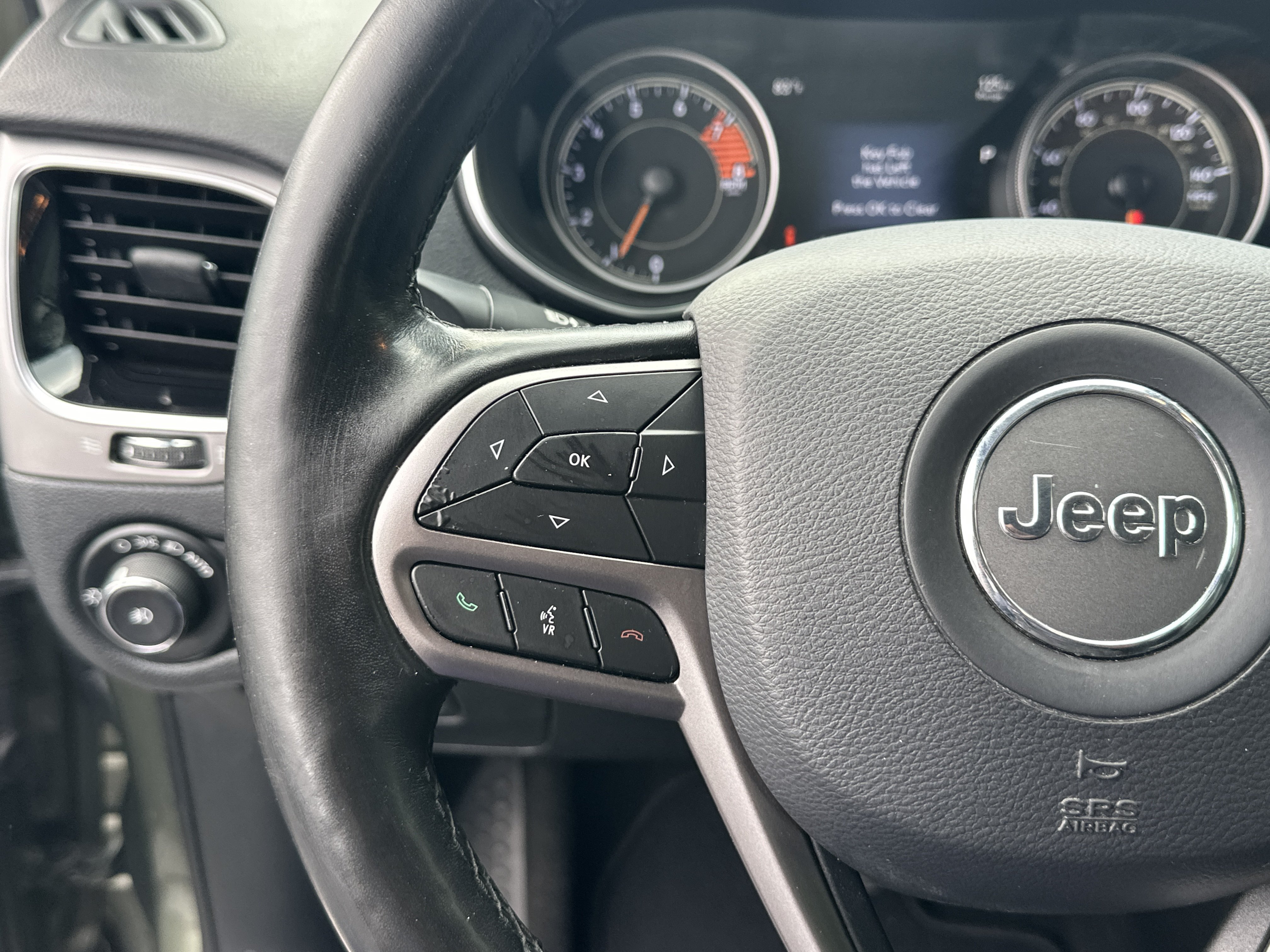 Used 2020 Jeep Cherokee Limited AWD/4WD image 24