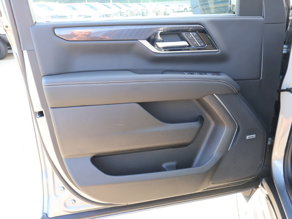 New 2026 GMC Yukon Elevation w/ Technology Package AWD/4WD image 12