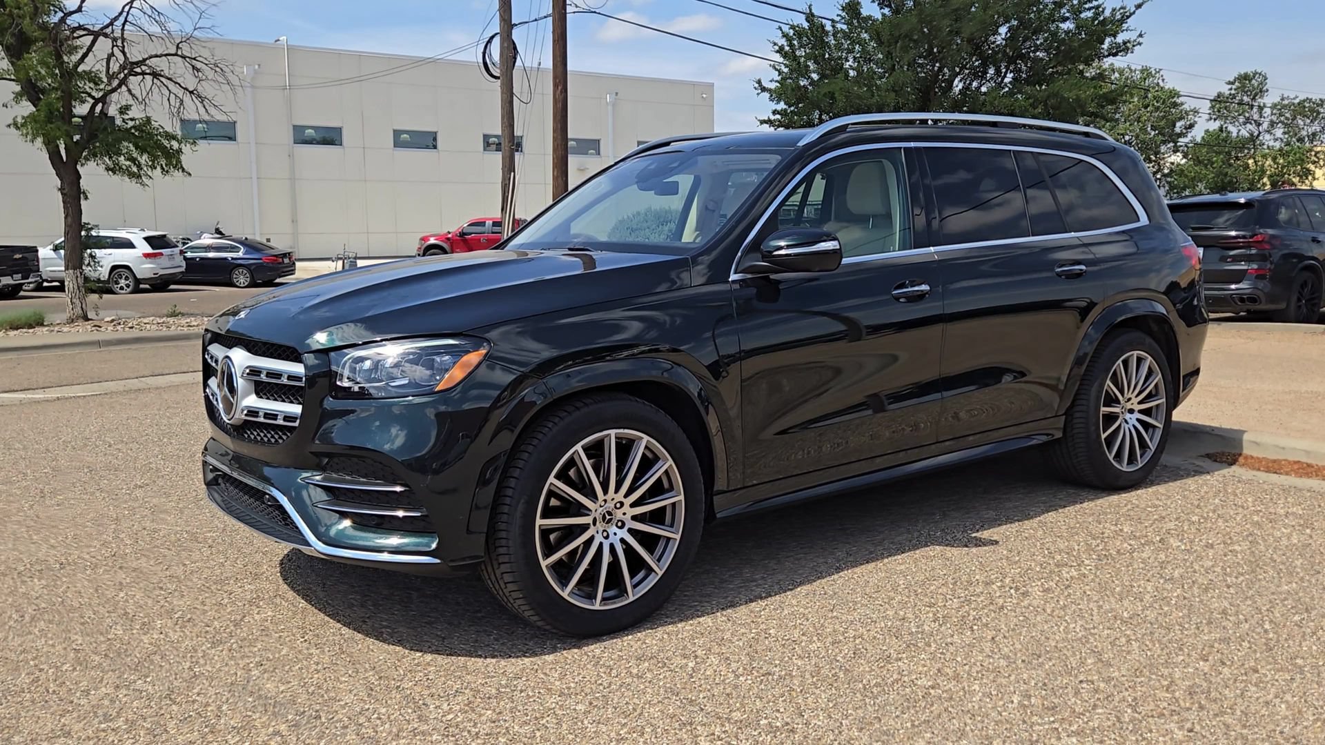 Used 2022 Mercedes-Benz GLS 450 4MATIC image 4