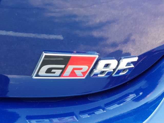Used 2025 Toyota GR86 w/ Performance Package RWD image 33