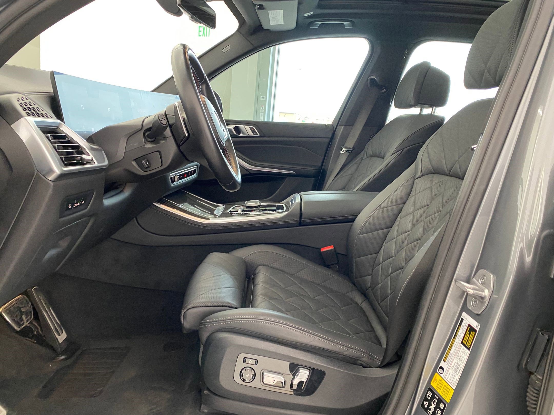 Certified 2024 BMW X5 M60i w/ M Sport Professional Package image 5