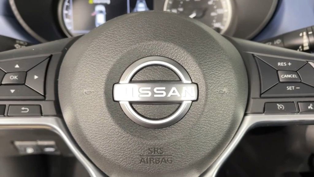 New 2025 Nissan Versa SV w/ Trunk Package image 23