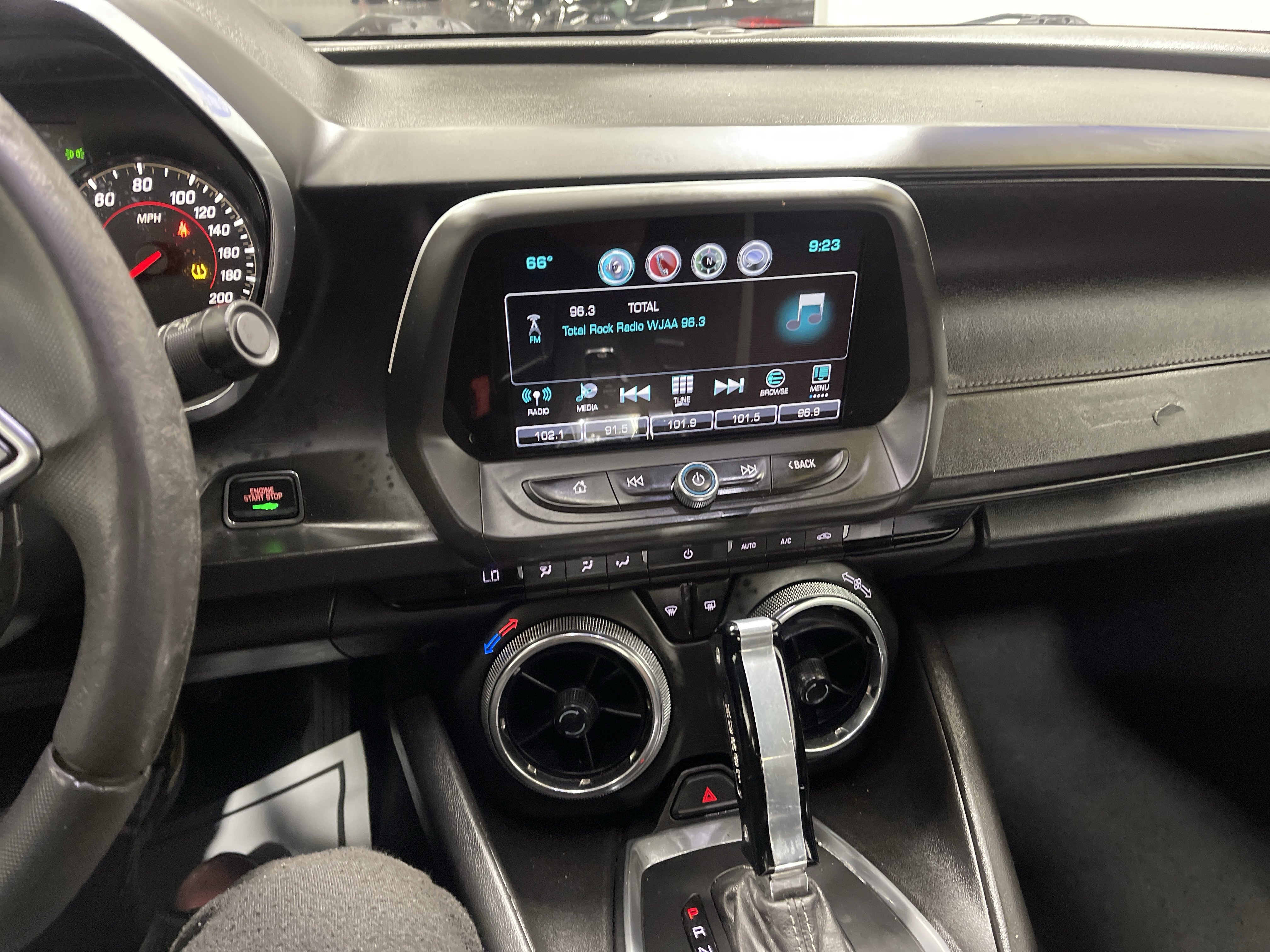 Used 2017 Chevrolet Camaro SS image 19