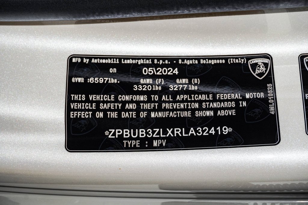 Used 2024 Lamborghini Urus S image 40