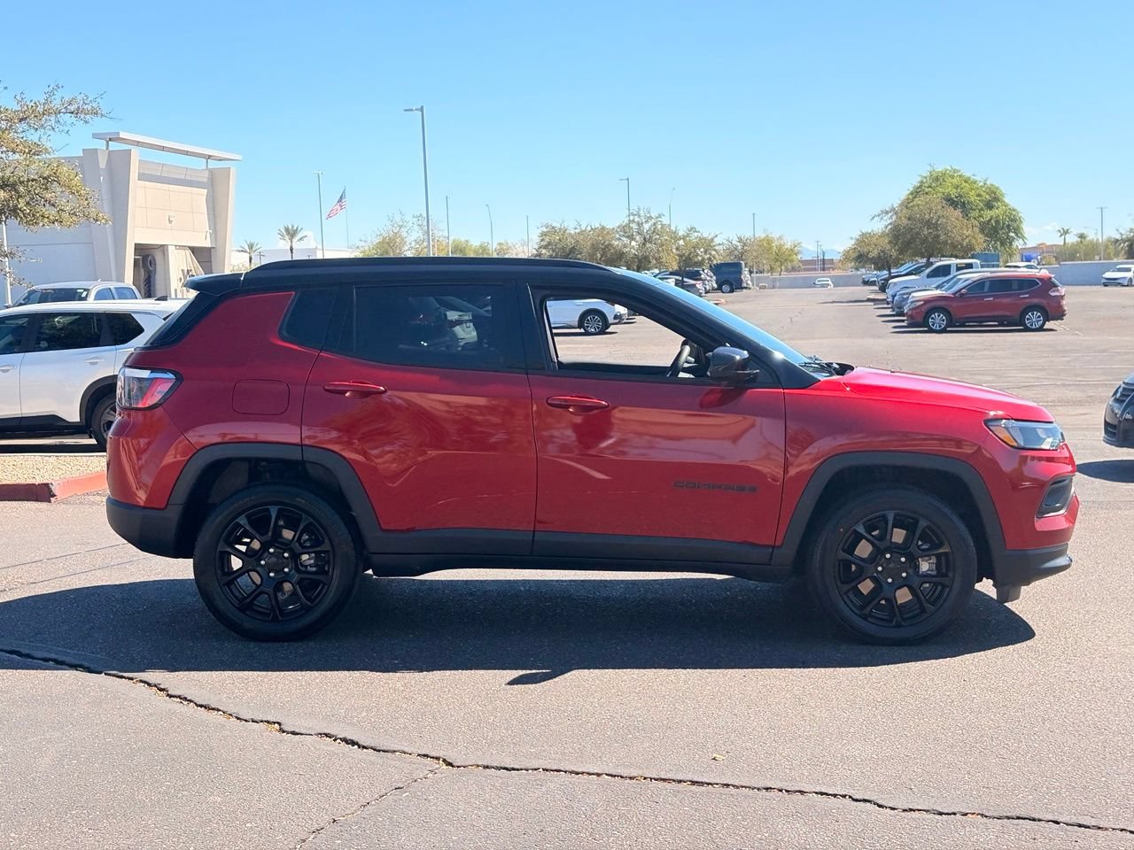 Used 2024 Jeep Compass Latitude w/ Altitude Special Edition AWD/4WD image 7