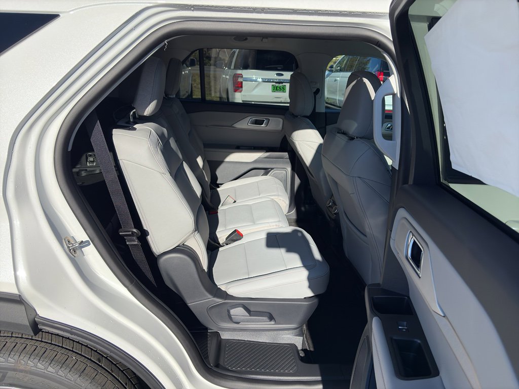 New 2026 Ford Explorer Active w/ Active Comfort Package image 12