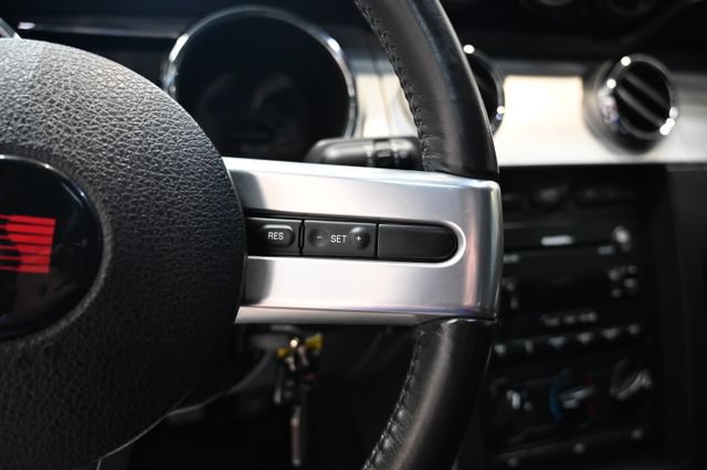 Used 2005 Ford Mustang GT Premium RWD image 22