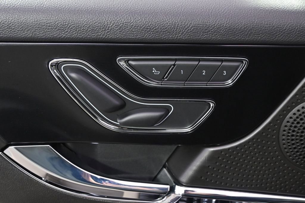 New 2026 Lincoln Corsair Reserve w/ Jet Appearance Package image 14