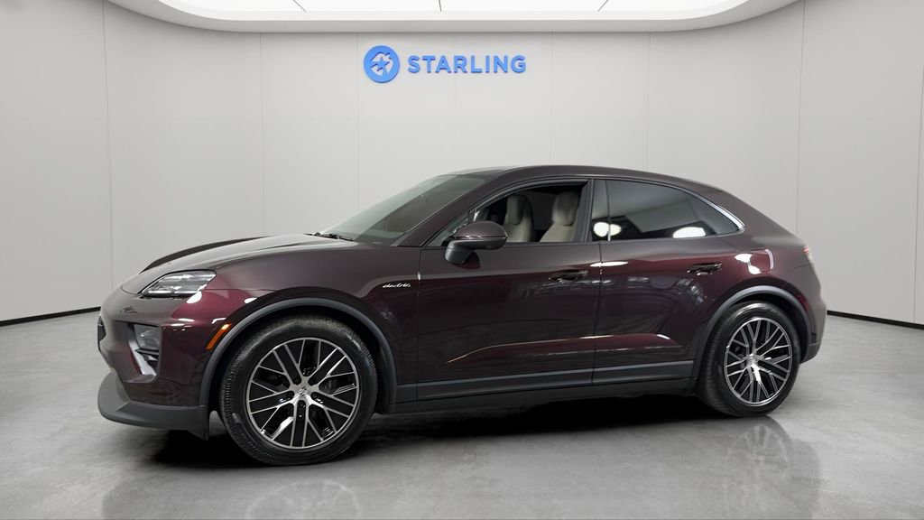 Used 2025 Porsche Macan Electric w/ Premium Package RWD image 2