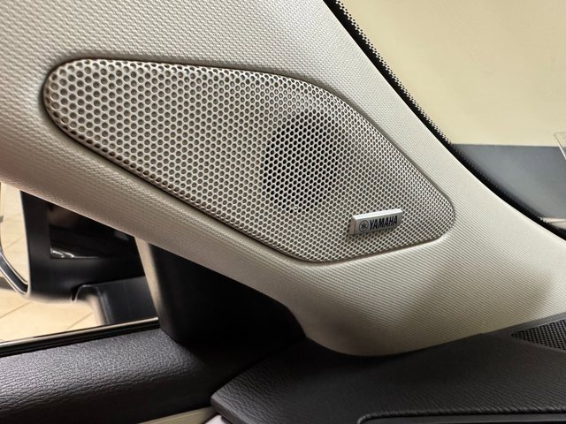 New 2025 Mitsubishi Outlander SEL image 13