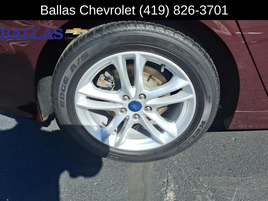 Used 2018 Ford Fusion SE w/ Fusion SE Technology Package image 26