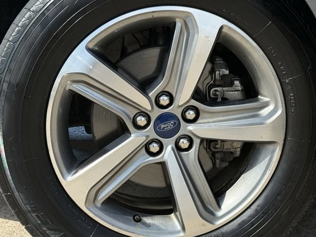 Used 2020 Ford Edge SEL w/ Convenience Package FWD image 12