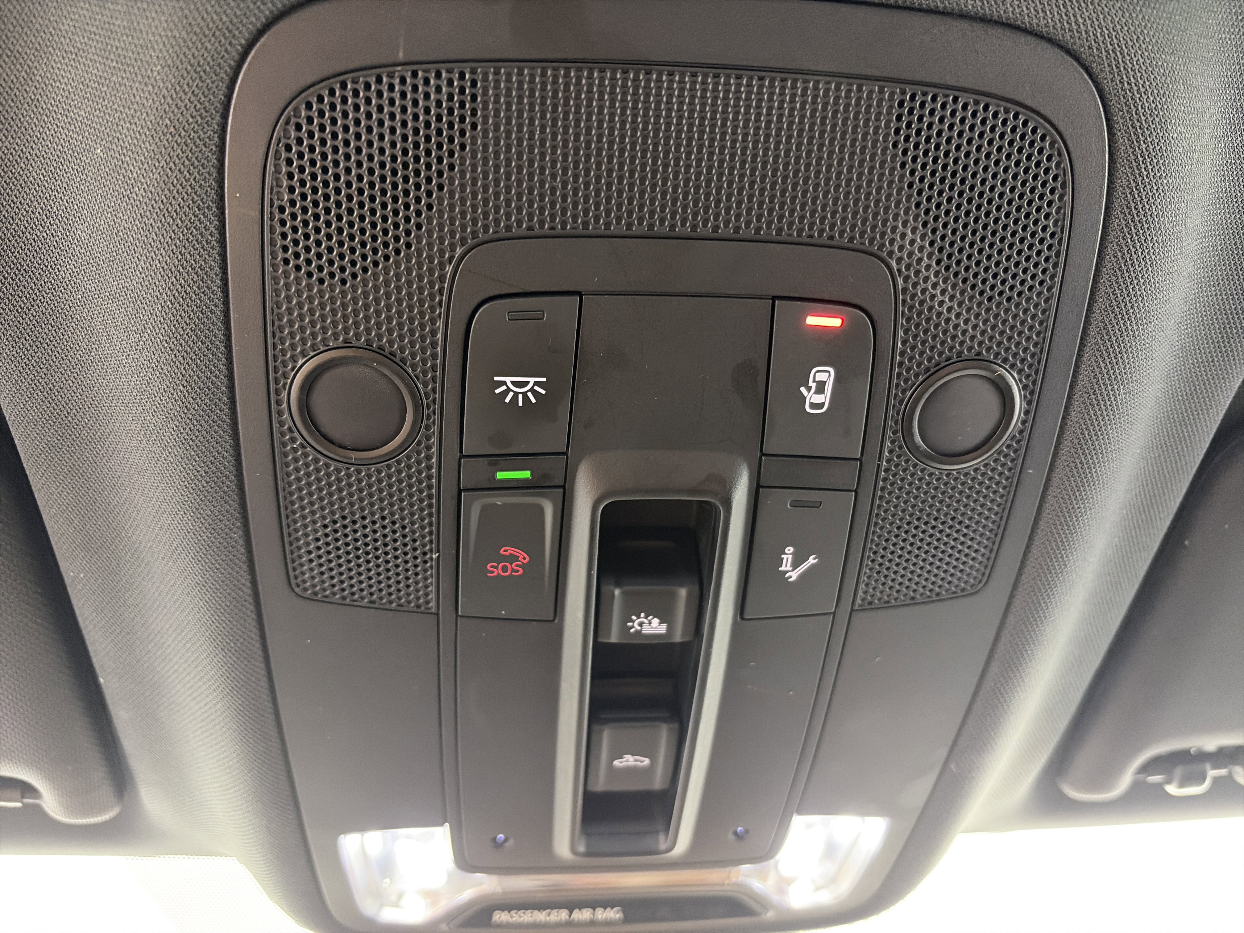 Used 2025 Audi Q3 2.0T Premium image 33