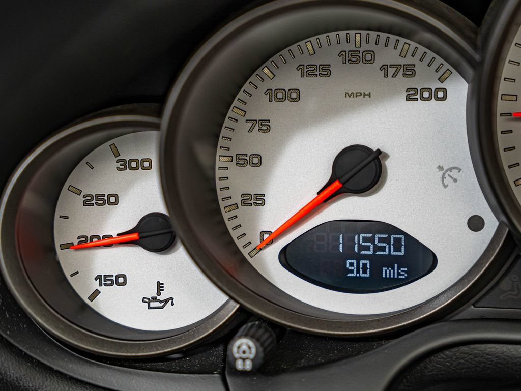 Used 2005 Porsche 911 Carrera S RWD image 27