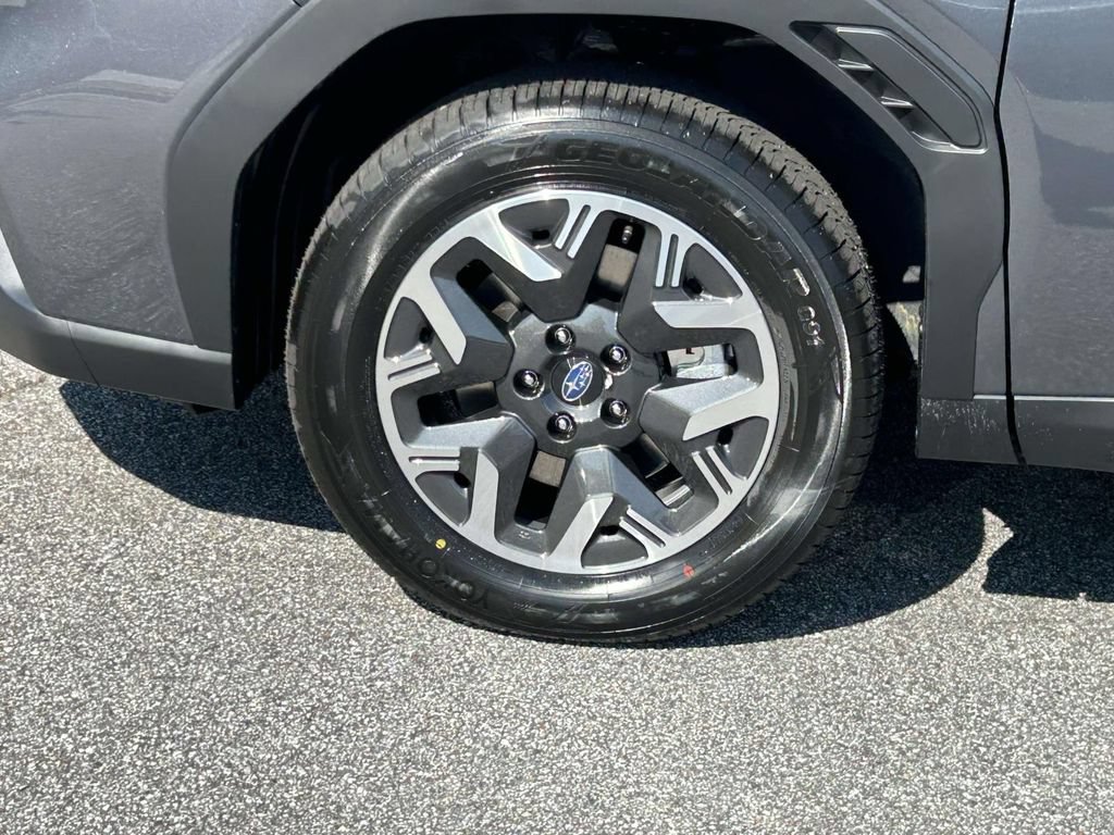 New 2026 Subaru Forester Premium AWD/4WD image 9