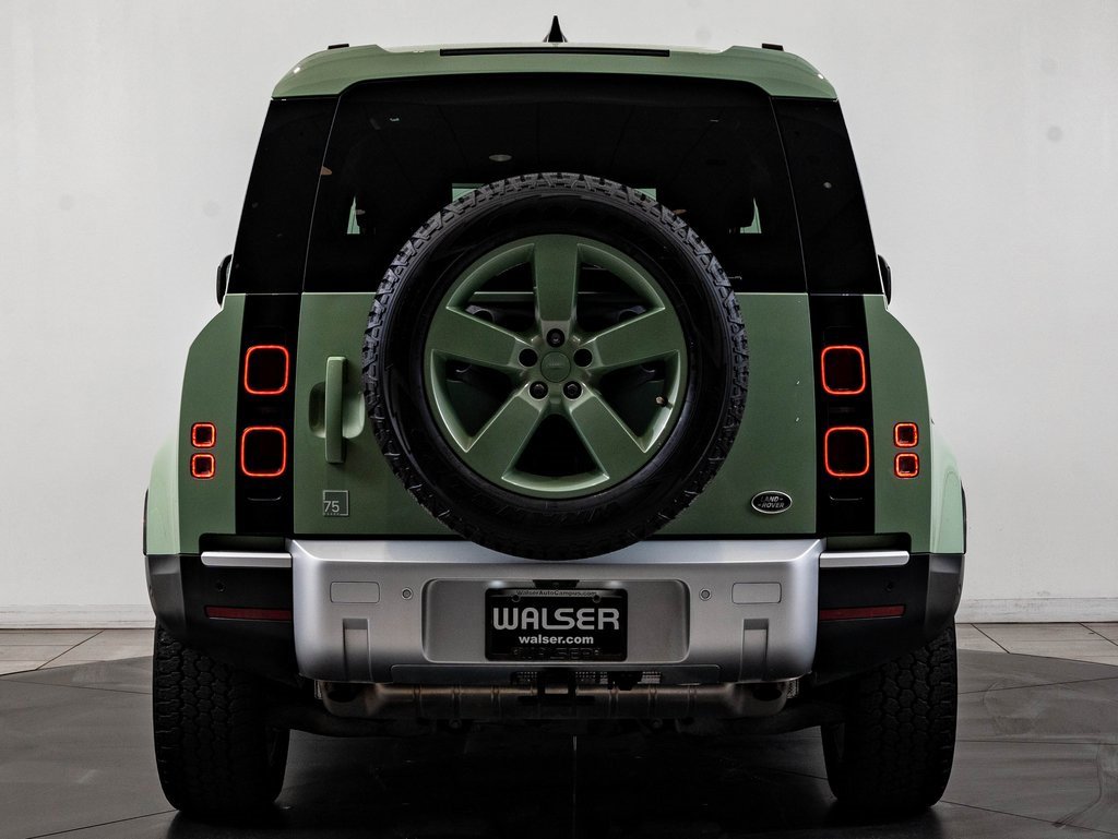 Used 2023 Land Rover Defender 110 75th Limited Edition image 7