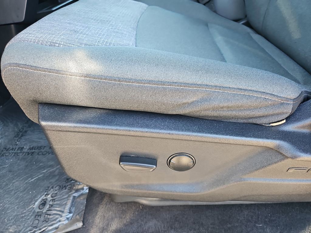 Used 2023 Ford F150 XLT image 16