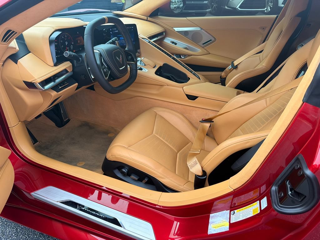 Used 2024 Chevrolet Corvette Stingray Premium Cpe w/ Z51 Performance Package RWD image 9