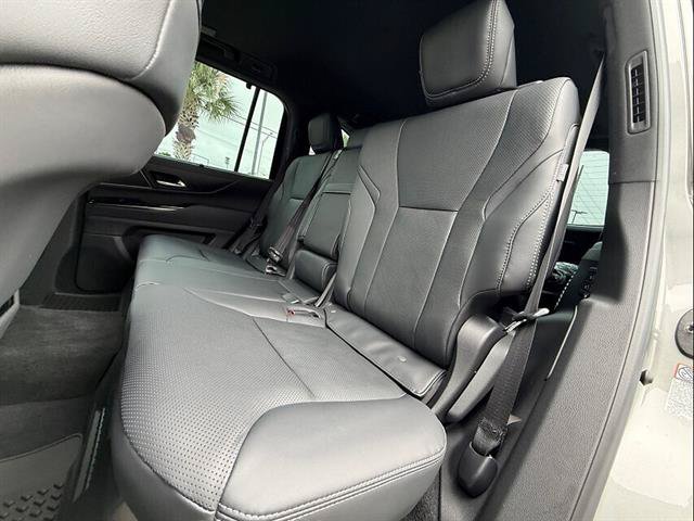 New 2026 Lexus LX 700h Luxury AWD/4WD image 12