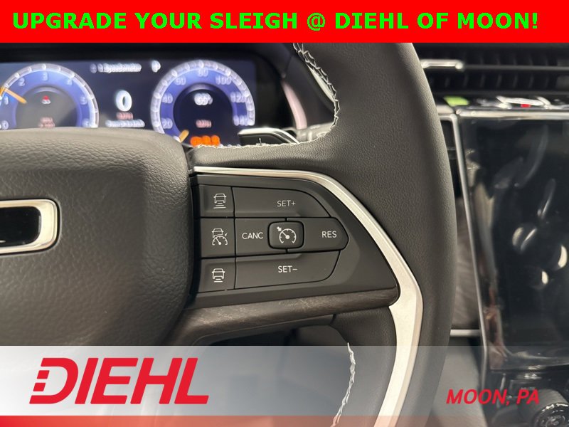 New 2025 Jeep Grand Cherokee Limited w/ Trailer Tow Package image 28