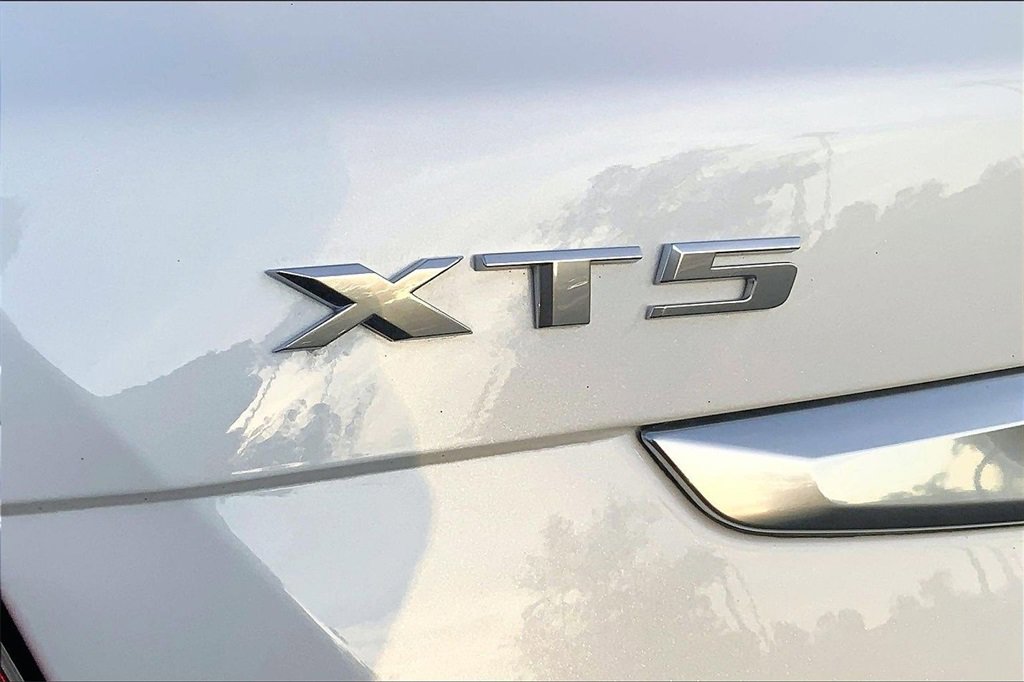 Certified 2024 Cadillac XT5 Premium Luxury image 32