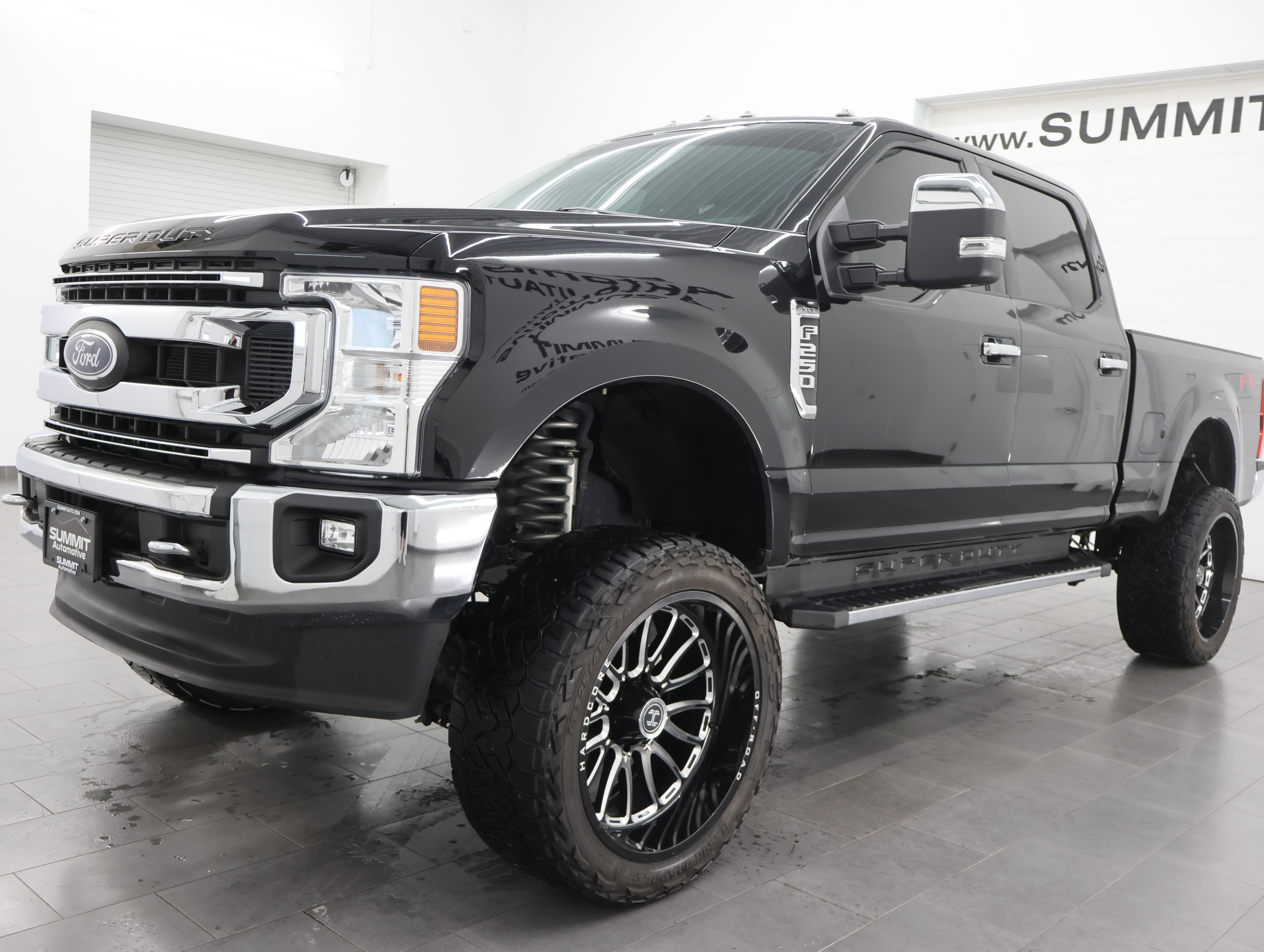Used 2021 Ford F250 XLT w/ XLT Premium Package AWD/4WD image 7