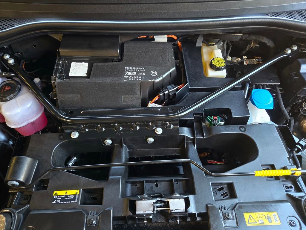 Certified 2023 Volkswagen ID.4 Pro S AWD/4WD image 26