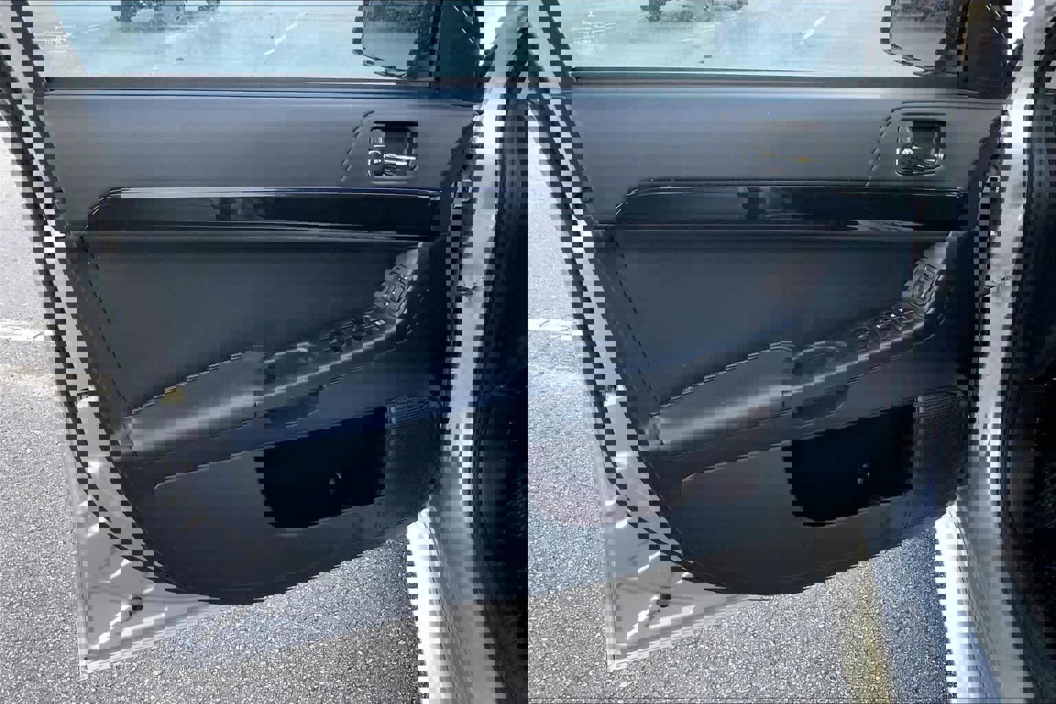 Used 2014 Mitsubishi Lancer GT image 21