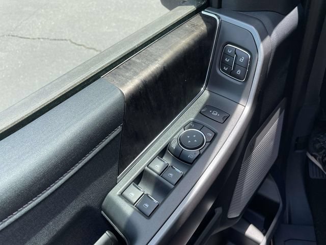 New 2026 Ford F250 Lariat w/ Black Appearance Package AWD/4WD image 14