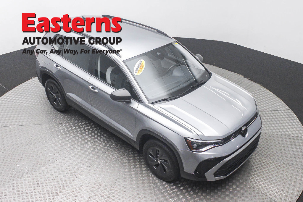 Used 2025 Volkswagen Taos S FWD image 4