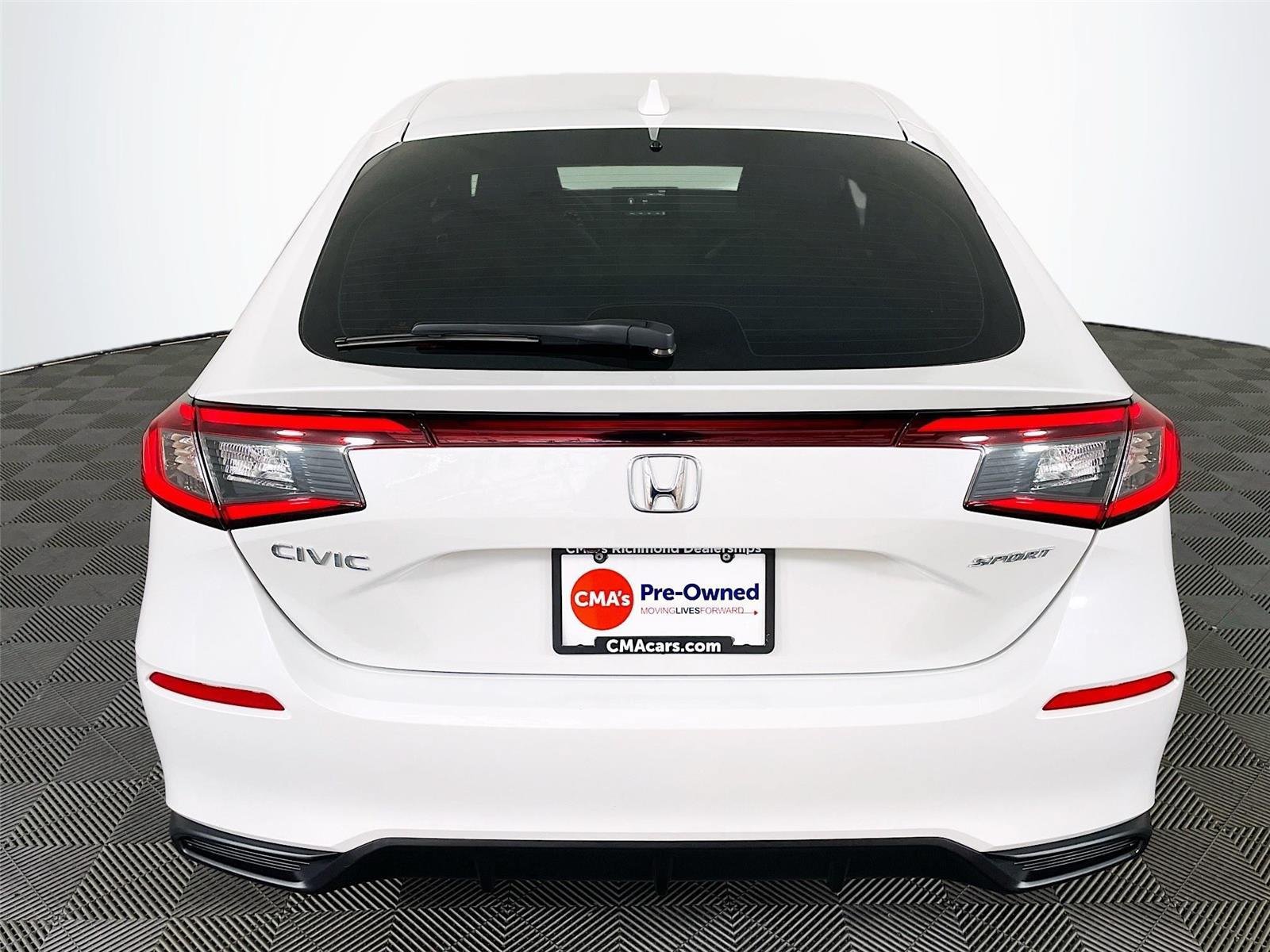 Used 2023 Honda Civic Sport image 9