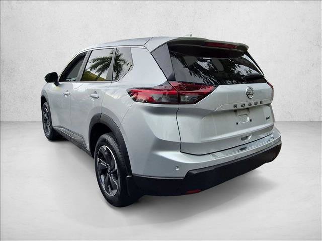 Used 2024 Nissan Rogue SV FWD image 8