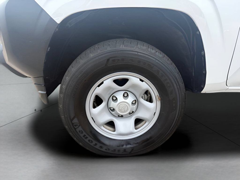Used 2023 Toyota Tacoma SR RWD image 12
